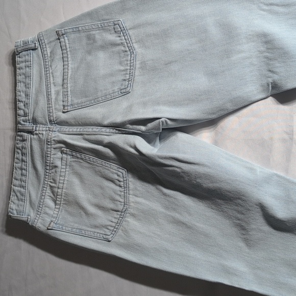 Forever21 Distressed Mom Jeans Size 26 - Picture 3 of 8